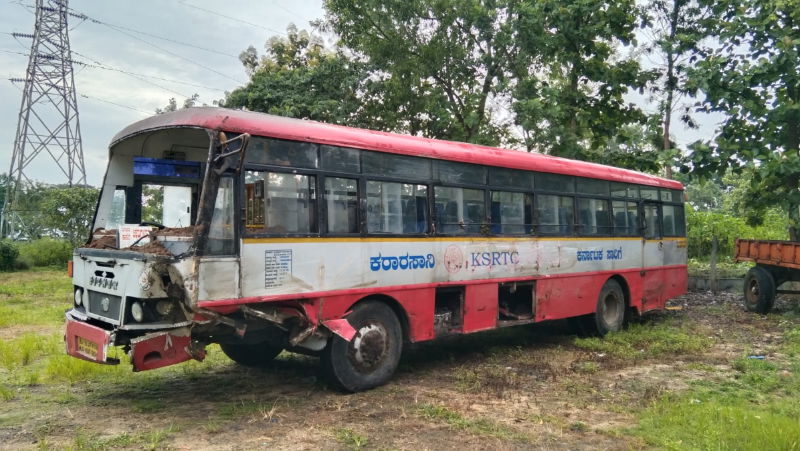 bus 1