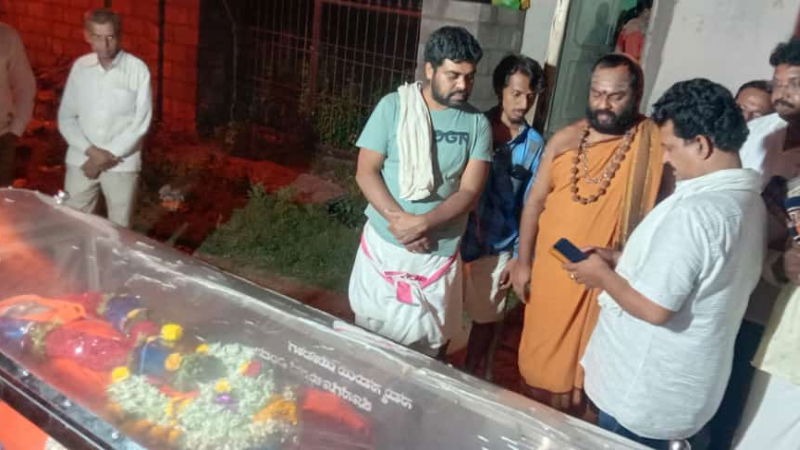 chitradurga swamiji