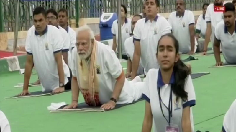 international yoga day mysuru modi 2
