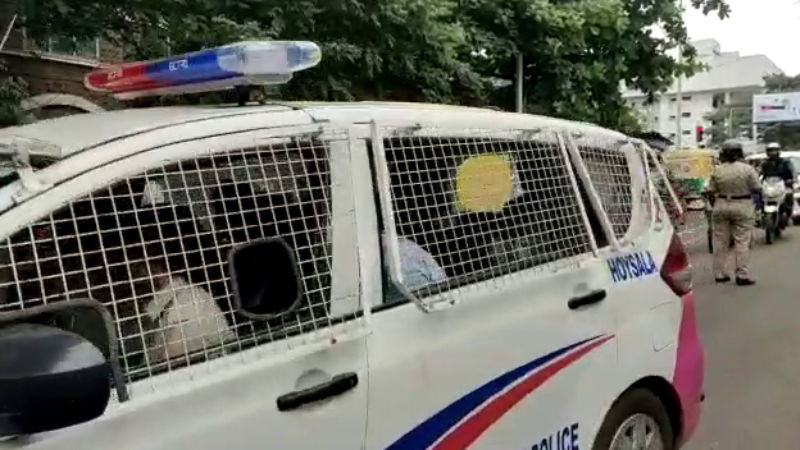 police jeep blg