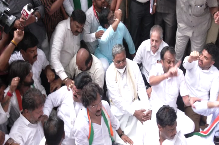 CONGRESS 4