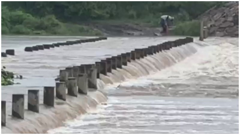 Flood Belgaum Bridge 1