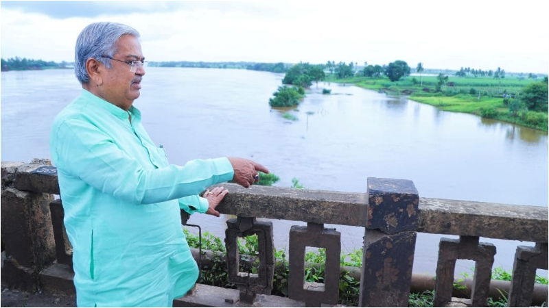 Govind Karjol Congress BJP Flood 1