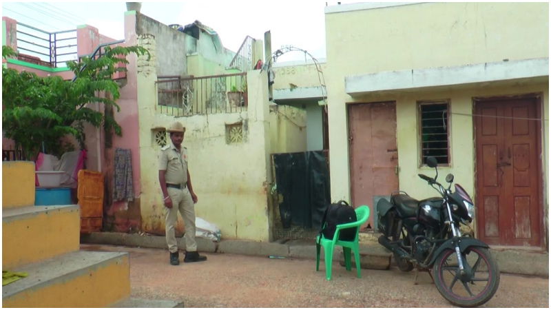 Housewife Chikkaballapur Youth Blackmail Child Marriage Social Media 1