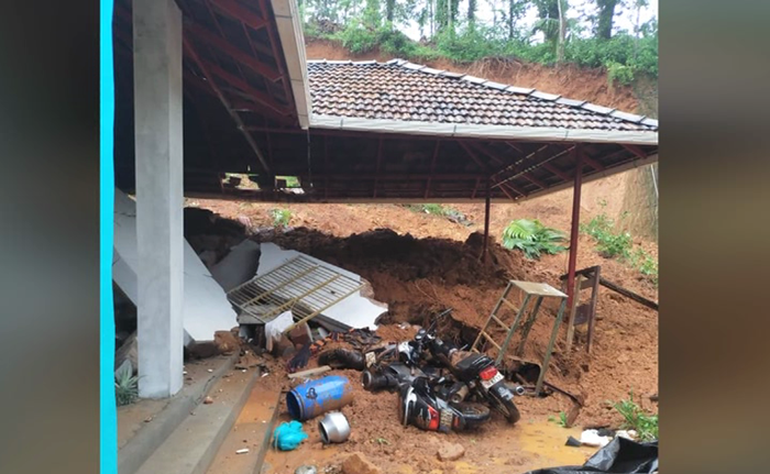 MNG HOUE COLLAPSE 2