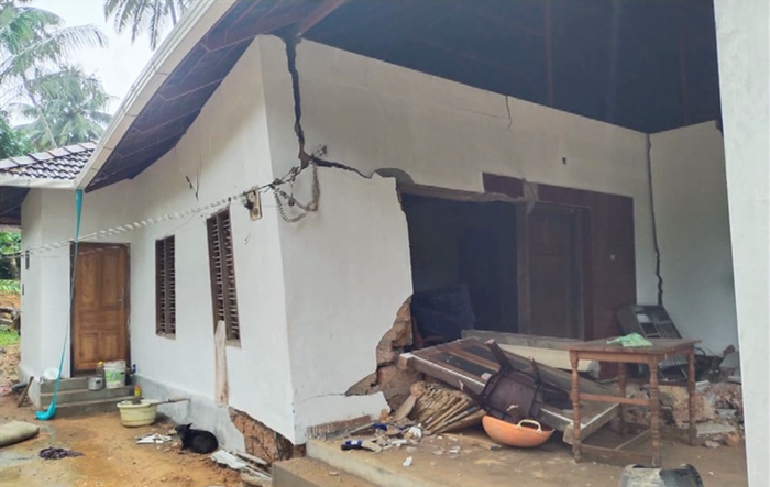 MNG HOUE COLLAPSE 3