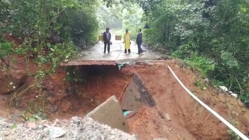 rain road mangaluru