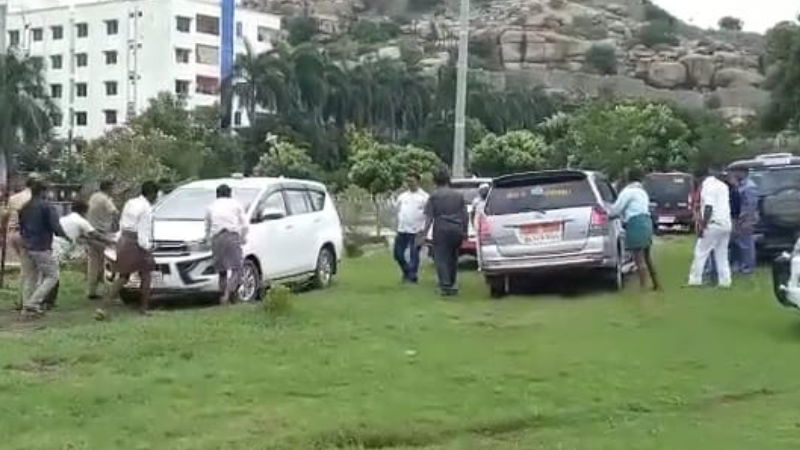 shankar patil munenakoppa car