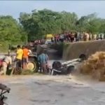 uttarakhand car falls to rever