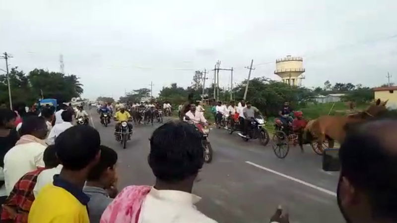 Chikkodi Dad Birthday Grand Party Belgaum Horse Race 3