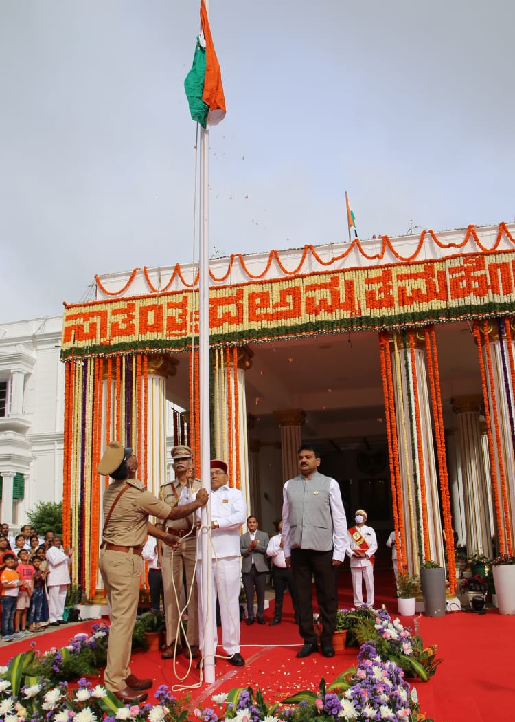 GOVERNOR 3