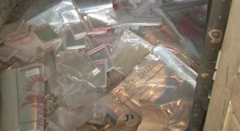 PLASTIC 3