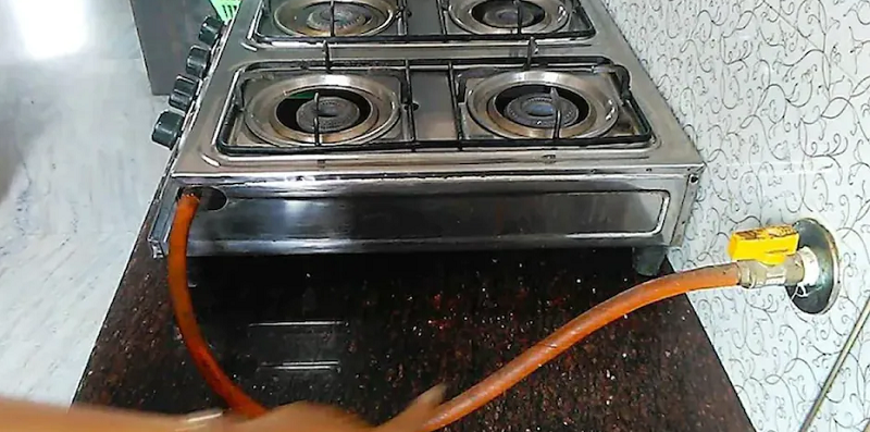 Piped cooking gas 1