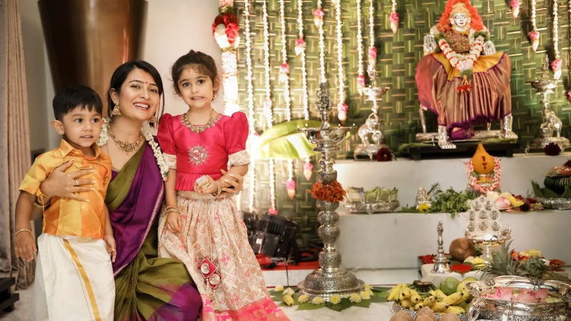 Radhika pandit 3