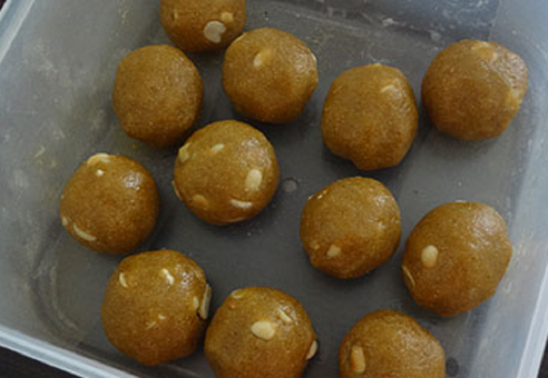 akki thambittu 1