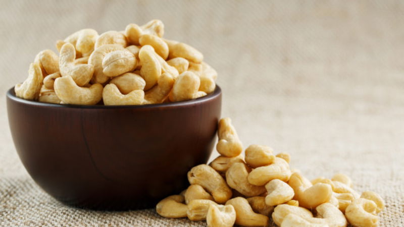 cashew 1