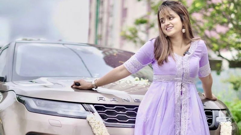 chaitra vasudev c 1
