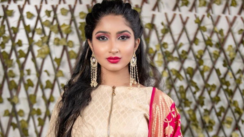 saanya iyer 1