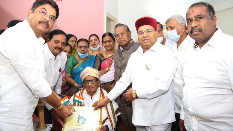thawar chand gehlot 1