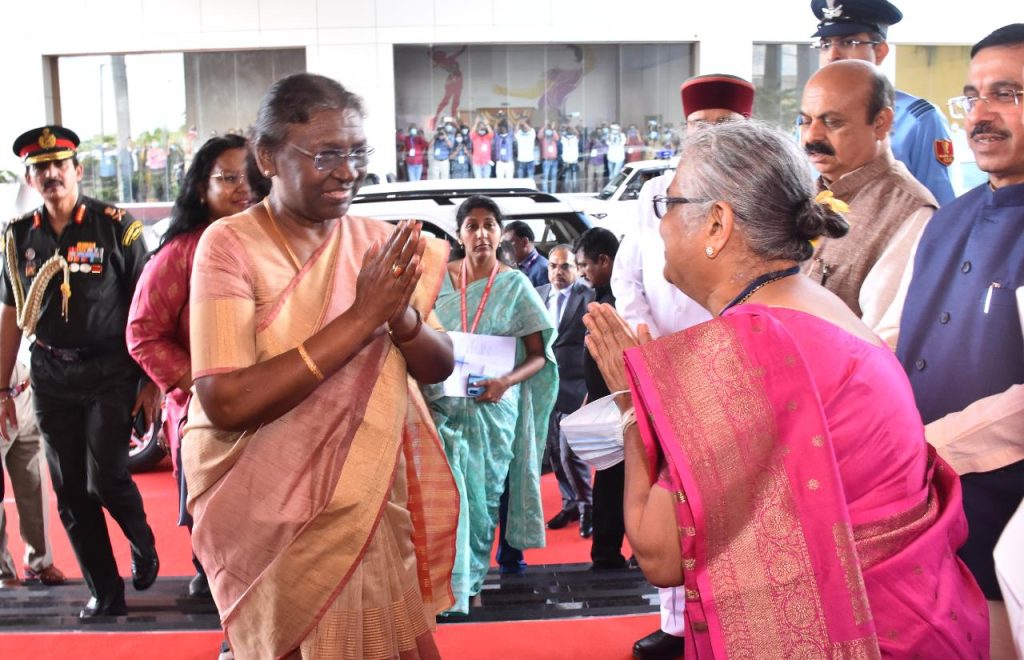 DHARWAD MURMU SUDHA MURTHY