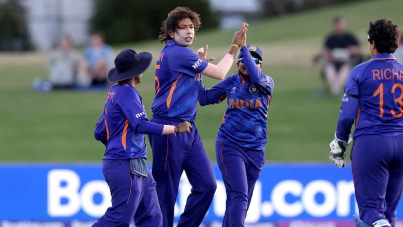 Jhulan Goswami 4