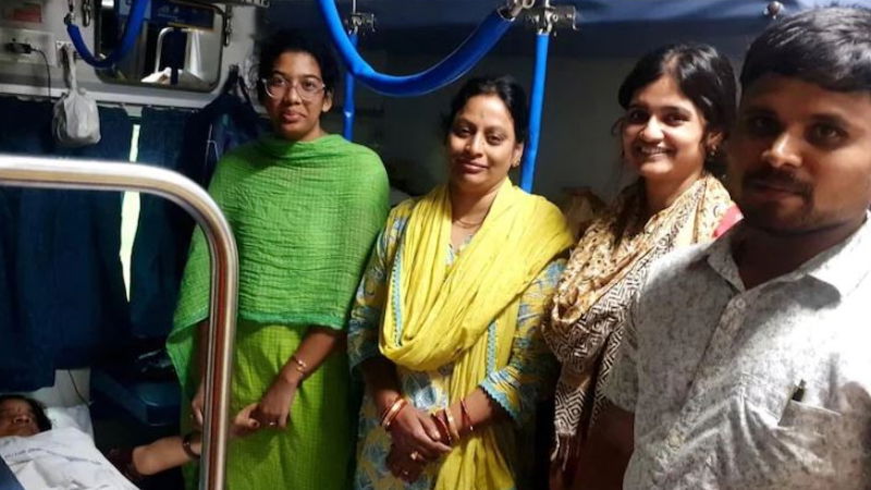 Pregnant Woman Deliver Baby Train