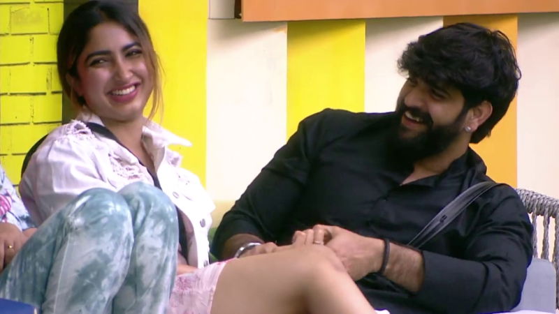 Roopeh Shetty And Sanya Iyer 1