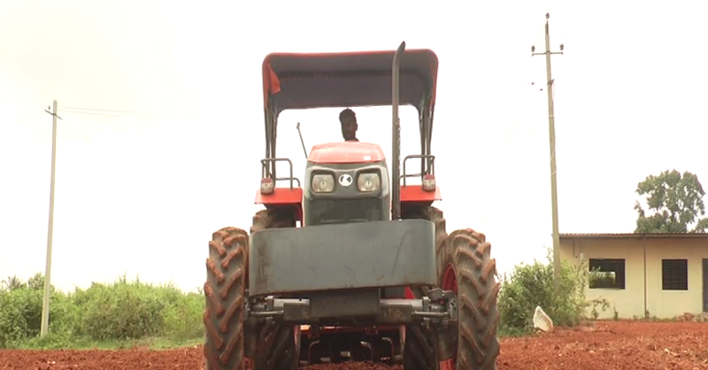 TRACTOR FARMER 3
