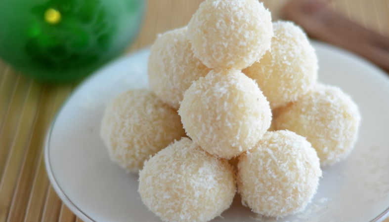 coconut laddu