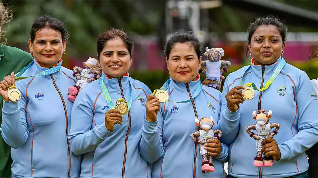 lawn bowls india gold