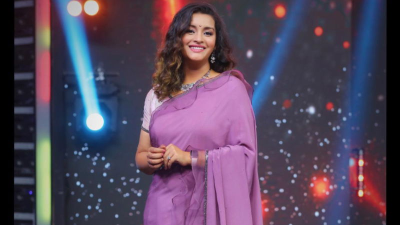 renu desai 4