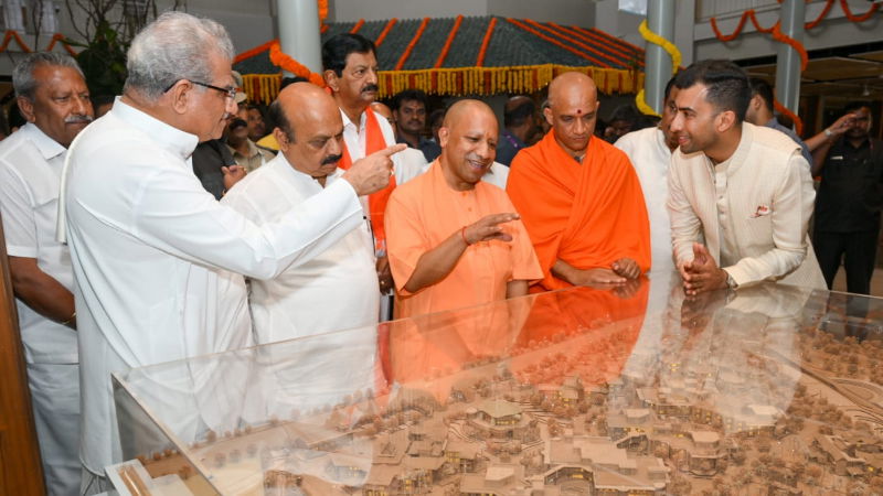 yogi adityanath 2