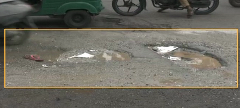 BENGALURU POTHOLE 5