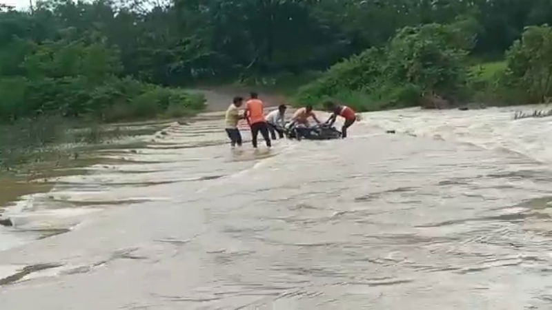 Dhardada Bridge raine 1