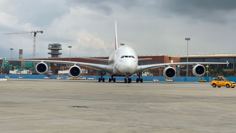 Emirates A380 touched down in Bengaluru today 3
