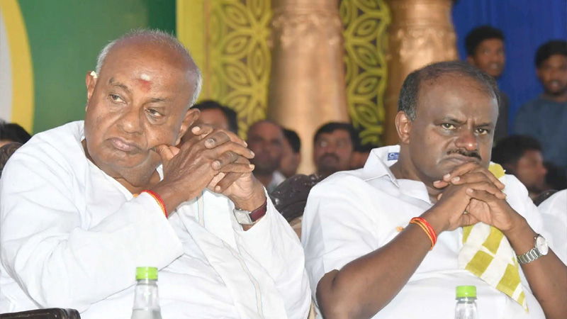 HD Kumaraswamy HD Devegowda 2