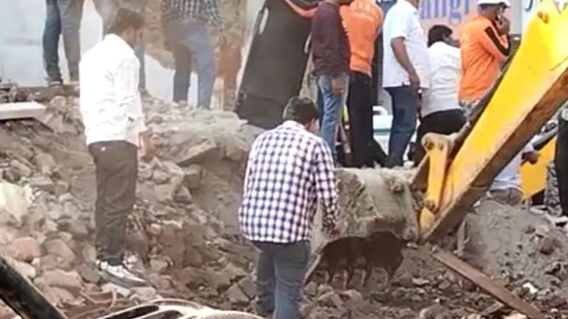 Maharashtra Amravati building collapse