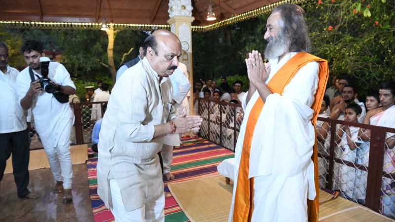 bommai ravishankar guruji 1