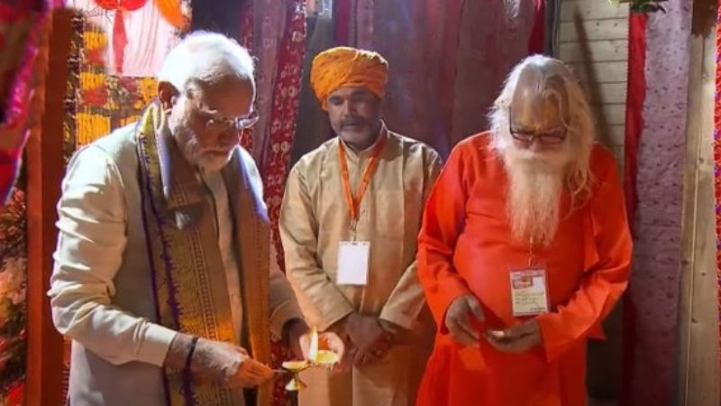 narendra modi 1 2