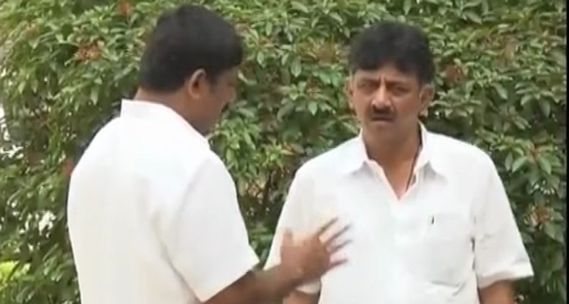 DK SURESH DK SHIVAKUMAR 3