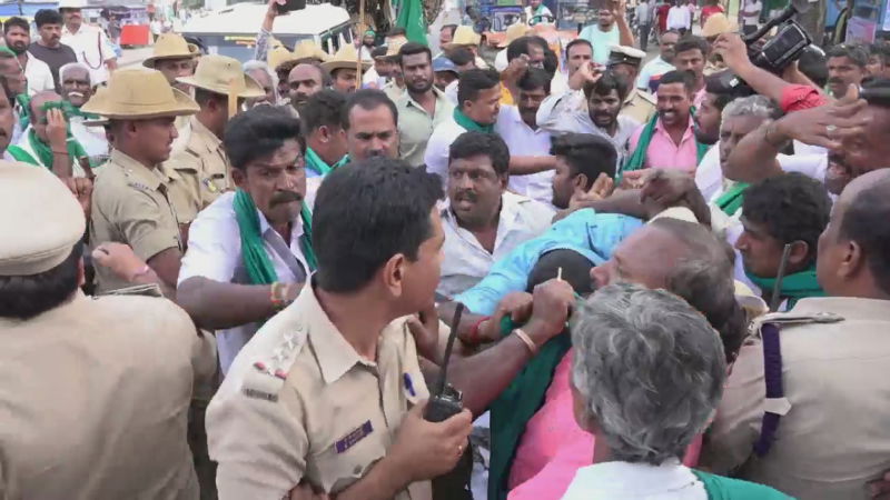 FARMERS PROTEST 1
