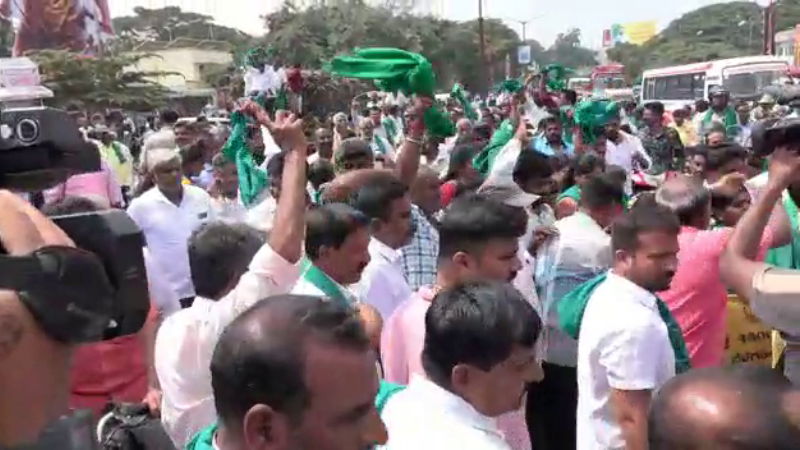 FARMERS PROTEST 2
