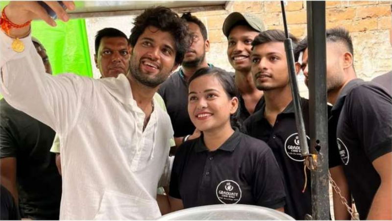 Graduate Chaiwali 2
