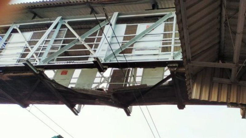 Maharashtra Foot over bridge