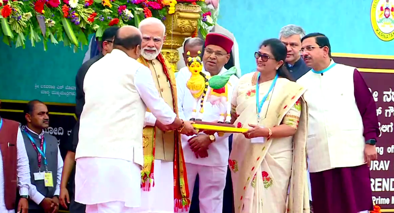 SHASHIKALA JOLLE
