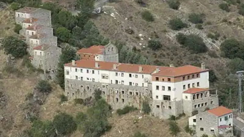 Spanish Village 1