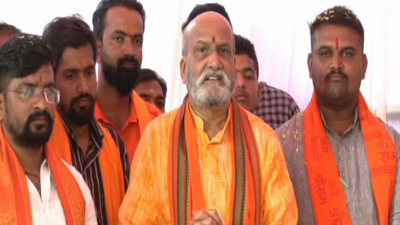 idgah maidan hubballi Pramod Muthalik 2