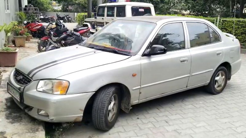 man kills Friend brings dead body to police station in Bengaluru 2