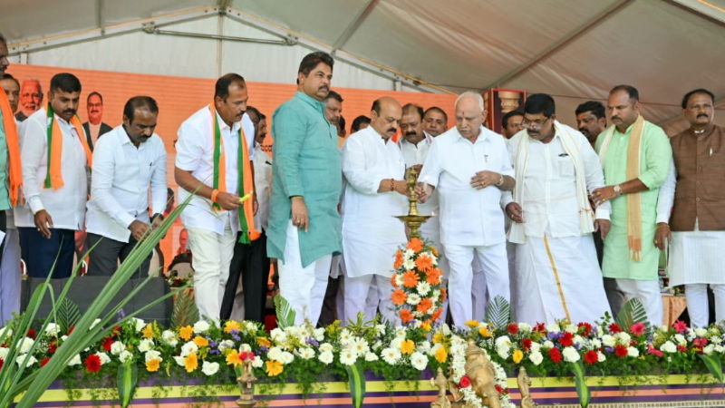 BJP Jana Sankalpa Samavesh Mandya CM Basavaraj Bommai Praises Yediyurappa 2