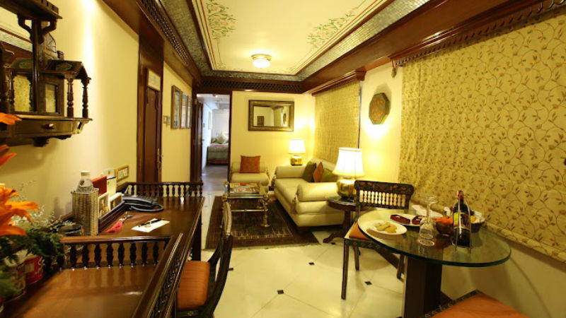 Maharajas Express 1